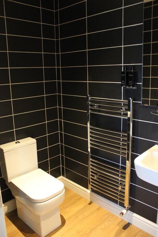 Fifty One And A Half Boutique B&B Клитеро Екстериор снимка