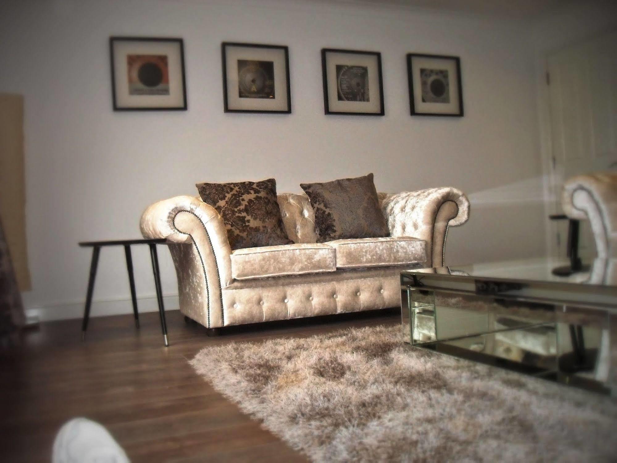 Fifty One And A Half Boutique B&B Клитеро Екстериор снимка